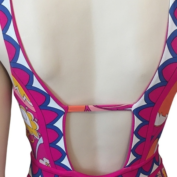 Trina Turk Swimsuit Swim & Spa Collection Sevilla One Piece Bold Print Sexy - Picture 9 of 15